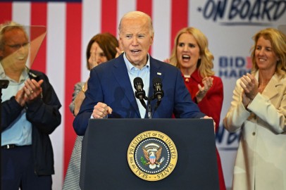 Joe Biden Gets Endorsement from Kennedy Family