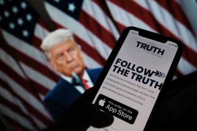 Donald Trump's Truth Social App Continues to Struggle Since Strong Start to Public Trading of DJT