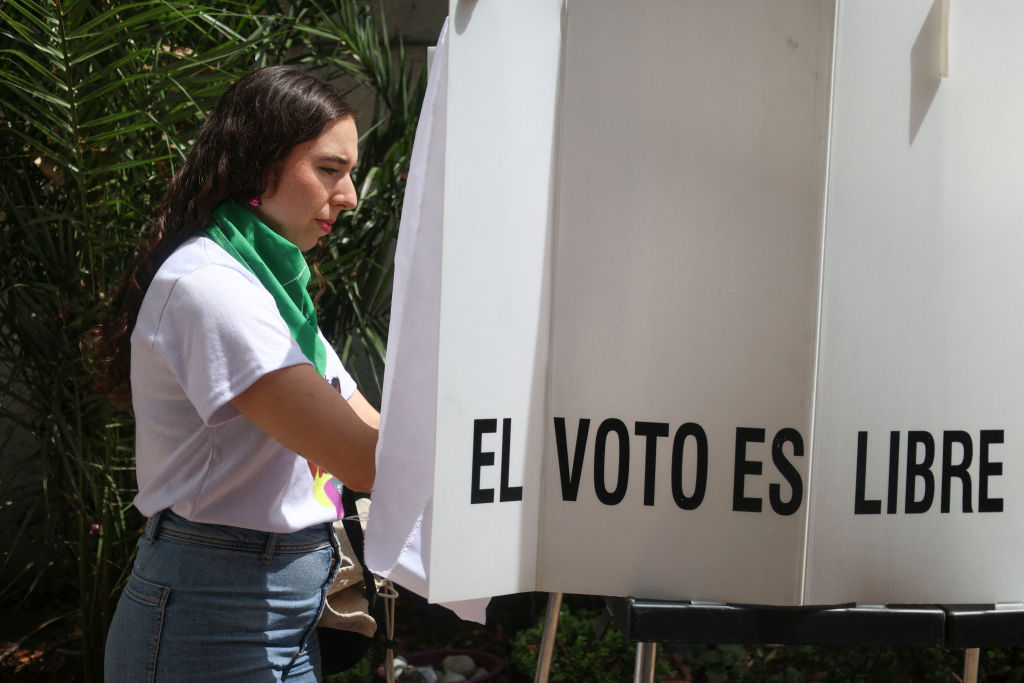 Mexico Elections: Mexicans Finally Vote in Historic Election With Its Possible First Female President