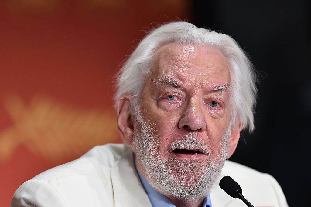 Donald Sutherland, Star of 'The Hunger Games,' 'M*A*S*H,' Dies at 88