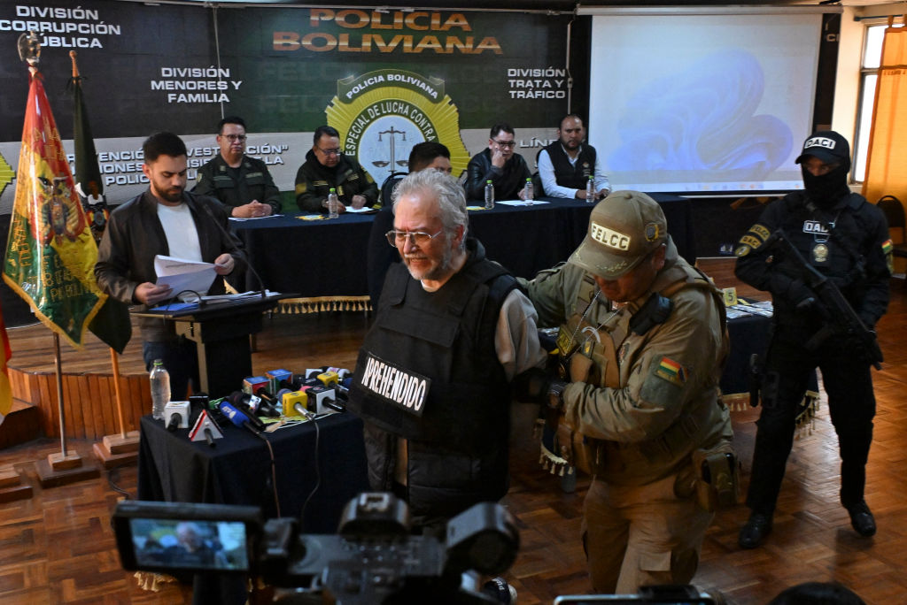 Bolivia Coup: General and Admiral Behind the Coup Arrested