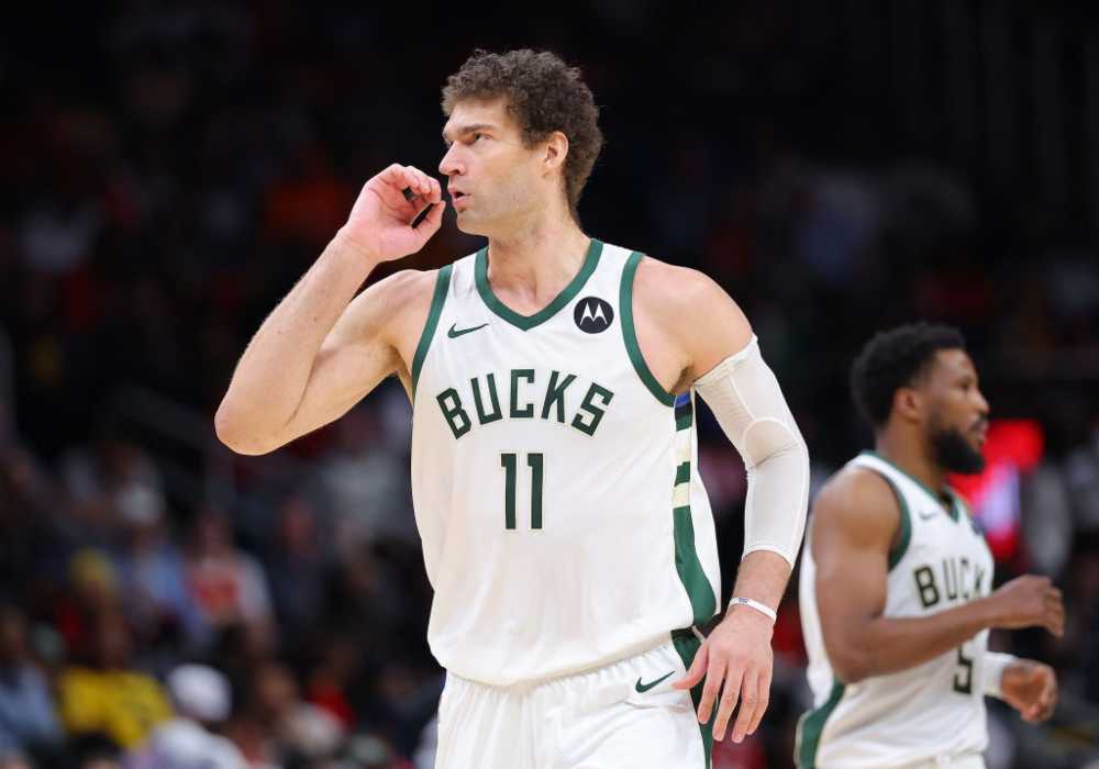 Brook Lopez Net Worth: How Rich Is the NBA's 'Splash Mountain'? 