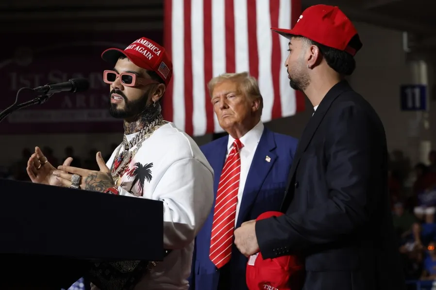 Anuel AA and Donald Trump