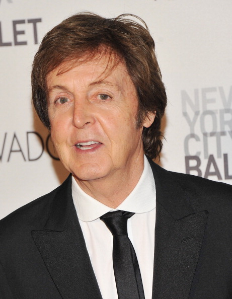 Paul McCartney Tour & Songs: Beatles Star Resumes Tour; Couple Gets ...