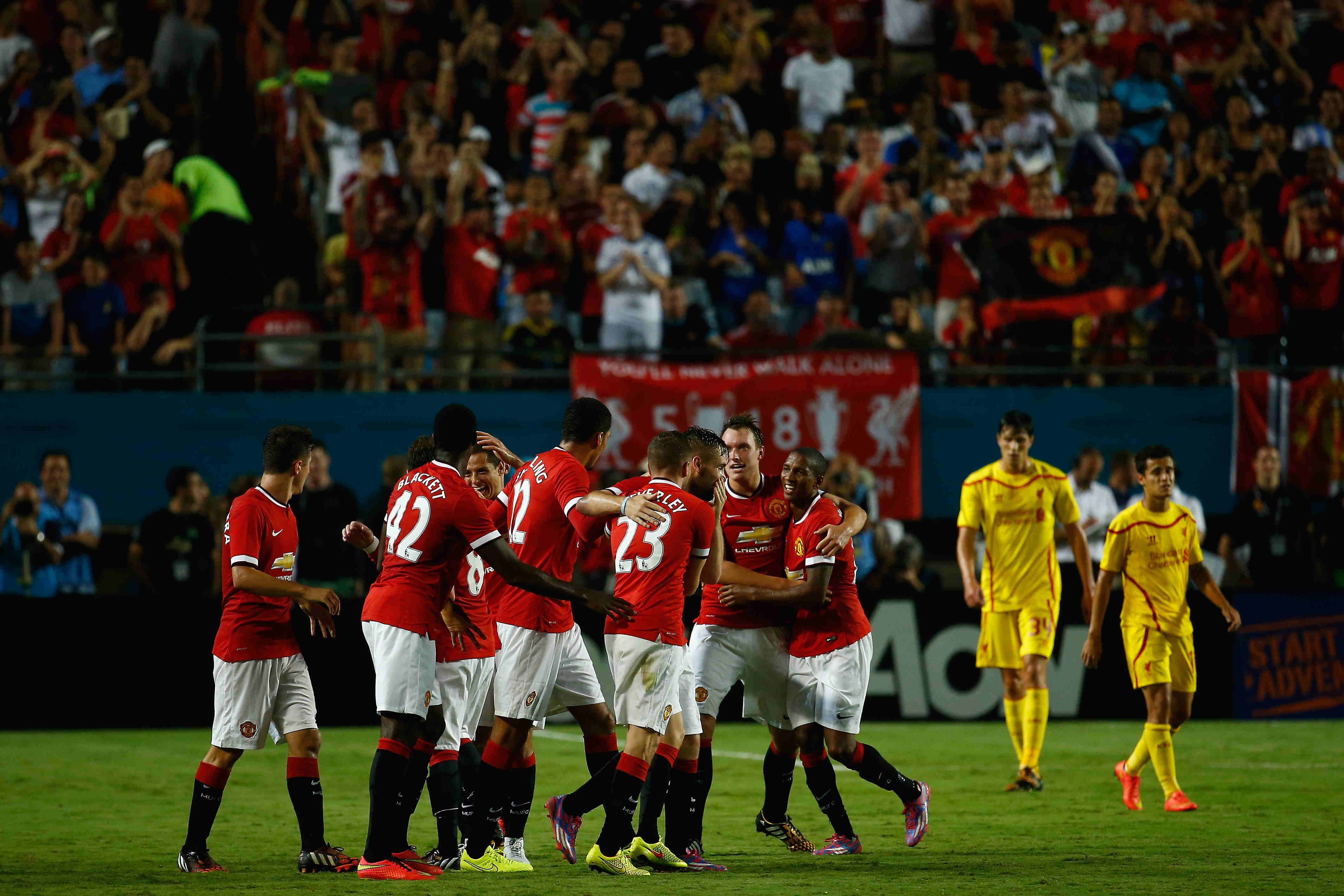 Manchester United Scores 3-1 Victory Over Liverpool to Win 2014 ...