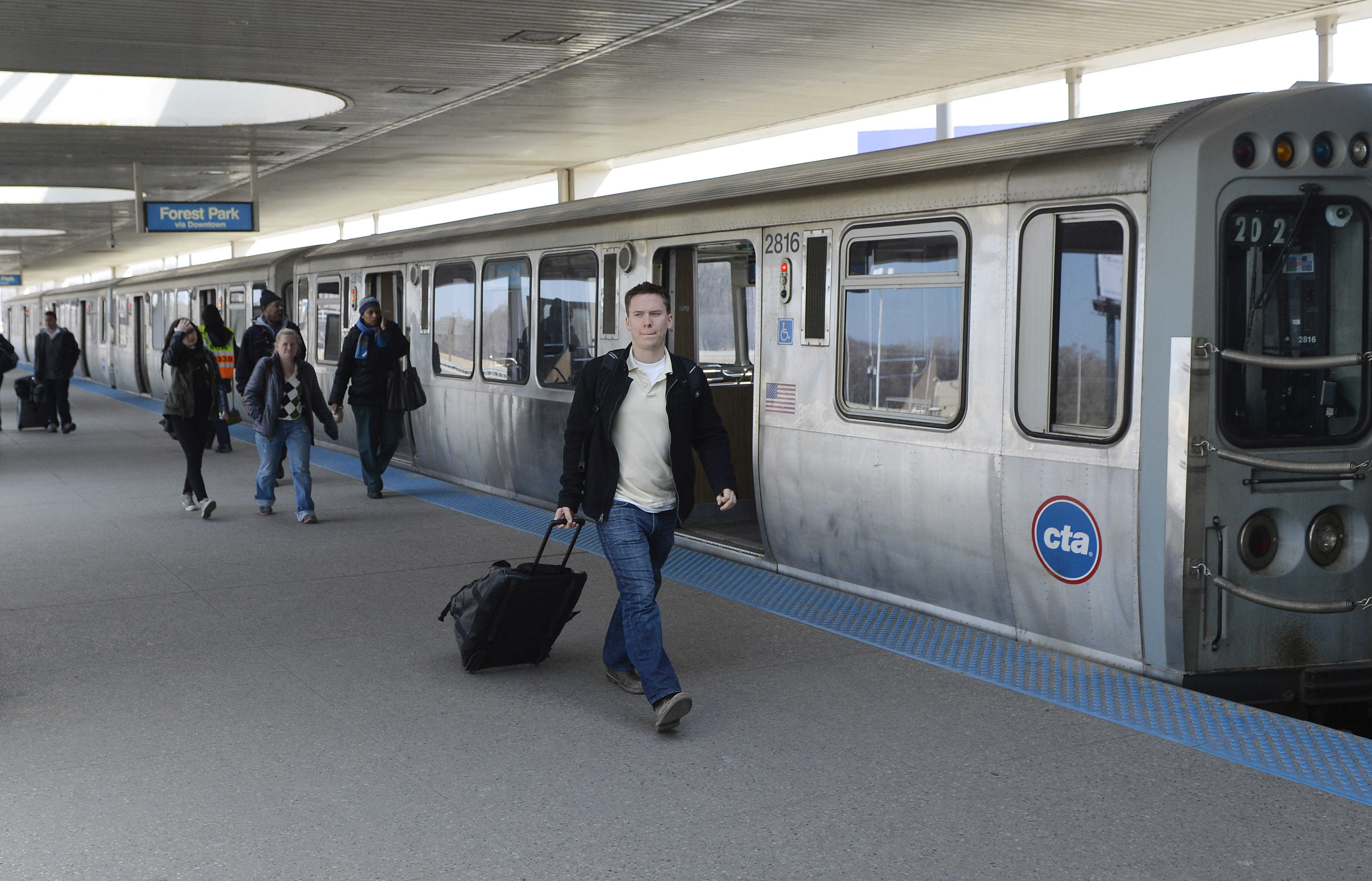 Chicago's Blue Line Train Derailment Leads To Delays During Rush Hour ...