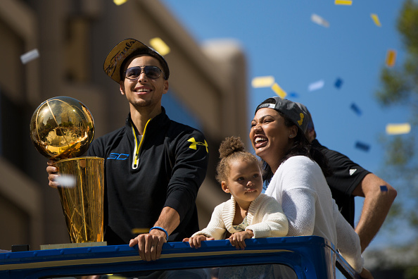 NBA 2015 Champ Stephen Curry and Wife Are Having Another Baby Girl