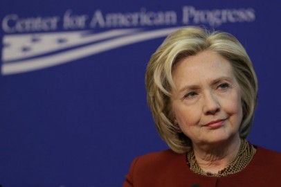 Clinton Ignores Democratic Challengers, Rips GOP White House Hopefuls