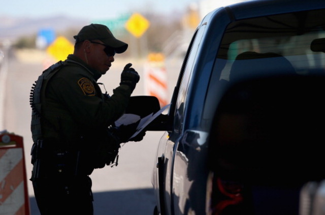 Report Border Patrol Checkpoints Trap Undocumented Immigrants In Rio