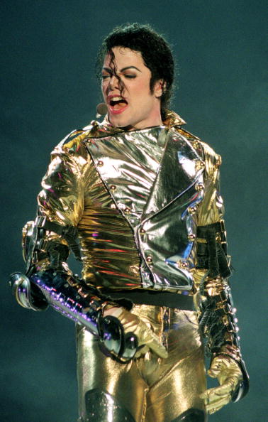 Michael Jackson’s ‘Thriller’ Becomes First Album to Sell 30 Million