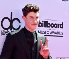 Shawn Mendes at the 2016 Billboard Music Awards