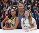 Rosario Dawson, Ryan Reynolds and Mireille Enos