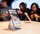 SAN FRANCISCO, CA - OCTOBER 04: Members of the media examine Google's Pixel phone during an event to introduce Google hardware products on October 4, 2016 in San Francisco, California. Google unveils new products including the Google Pixel Phone making a 