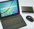 Samsung Galaxy Tab S2: Book Cover Keyboard und Dockingstation