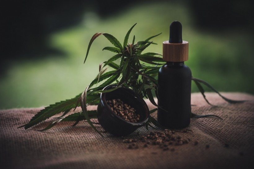 9 Health Benefits of CBD Oil Proven by Science