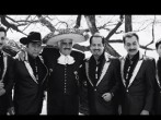 Los Tigres del Norte pays tribute to the Mariaci icon, Vicente Fernandez, in their album that was released on January 31. 
