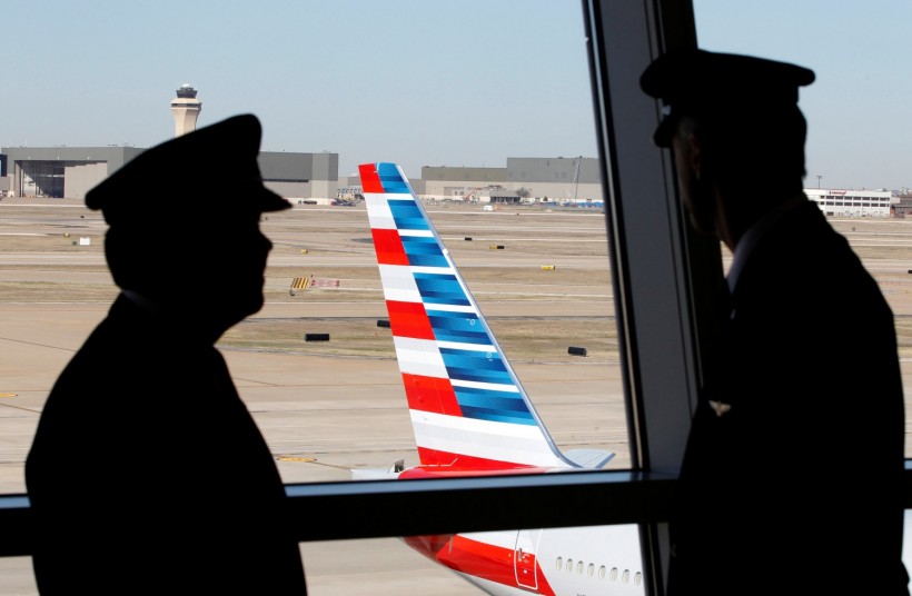 40,000 Airline Workers in Danger of Losing Jobs if Congress Won’t Reach a Deal   