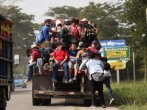 Biden Transition Official Tells Migrant Caravans Now’s Not the Time To Move to U.S.