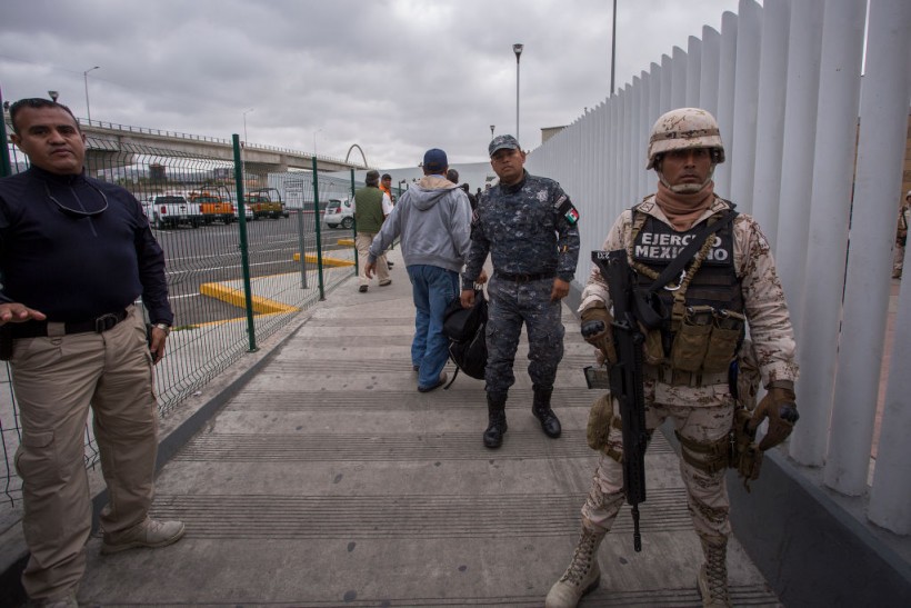 11 Iranian Migrants Caught Illegally Crossing the U.S.-Mexico Border