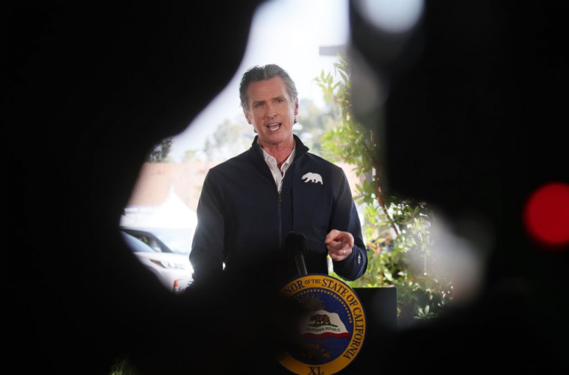 Newsom, California Lawmakers Approve $600 Stimulus Checks for Low-Income and Undocumented Residents