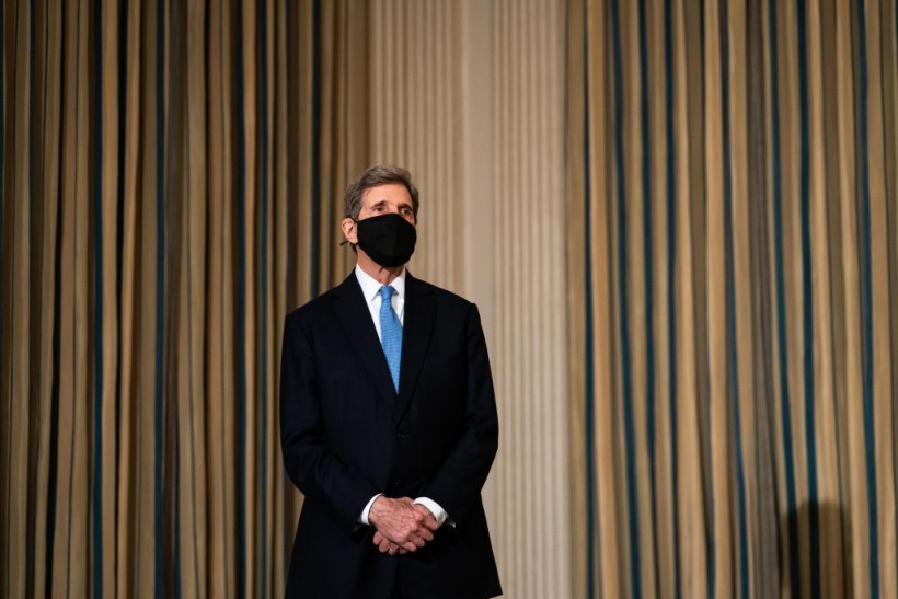 Maskless Climate Czar John Kerry on Plane Sparks Outrage