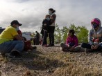 Mexico Border: Authorities Release Migrants Without Paperwork