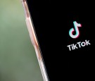 Mexican Drug Cartels Use TikTok to Smuggle Migrants, Recruit Them for Crimes, Abbott Says