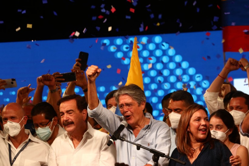 Ecuadoreans Vote For President in Runoff