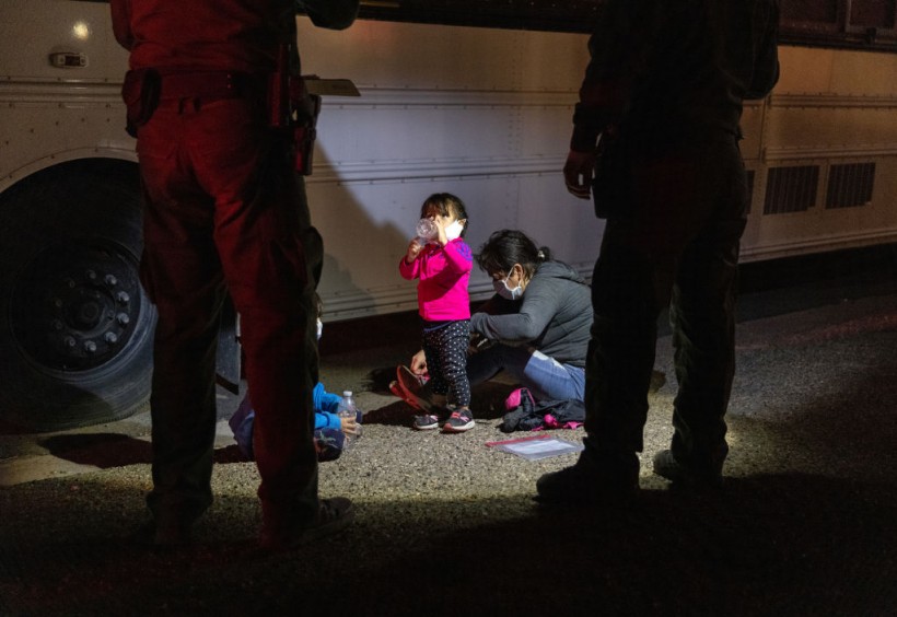  Migrants Cross Into Texas From Mexico