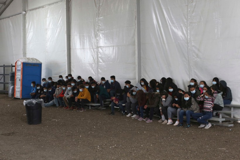 Whistleblowers Claim Migrant Kids Experience Poor Medical and Hygiene Care at Texas Shelter