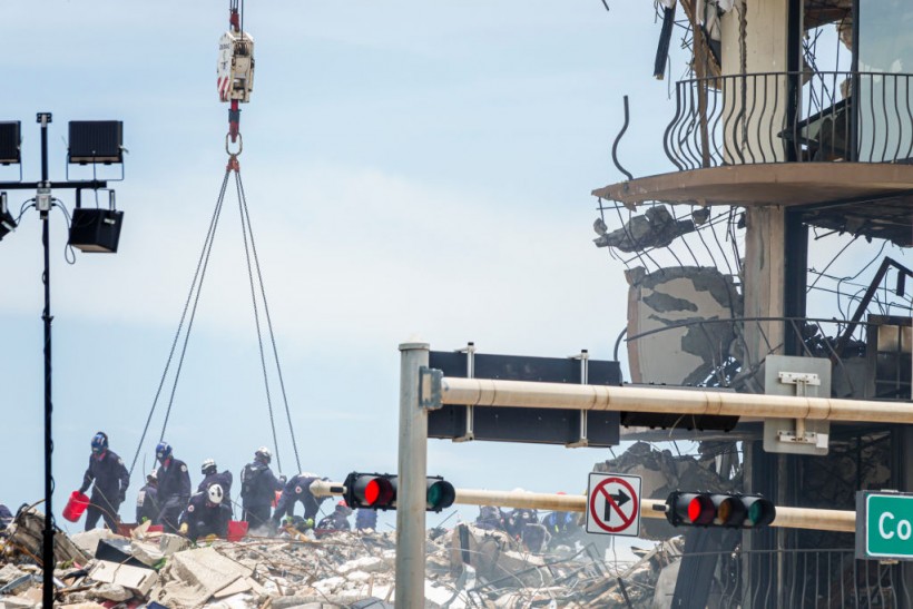 Florida Building Collapse: Ex-Lawmaker Says Revoked Law Could Have Prevented Condo's Fall Down; Miami Beach Officials Orders Building Inspections