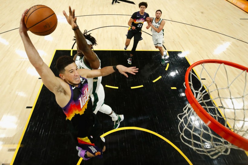 Phoenix Suns Bury Milwaukee Bucks to 2-0 Hole in NBA Finals Despite Monster Performance From Giannis Antetokounmpo