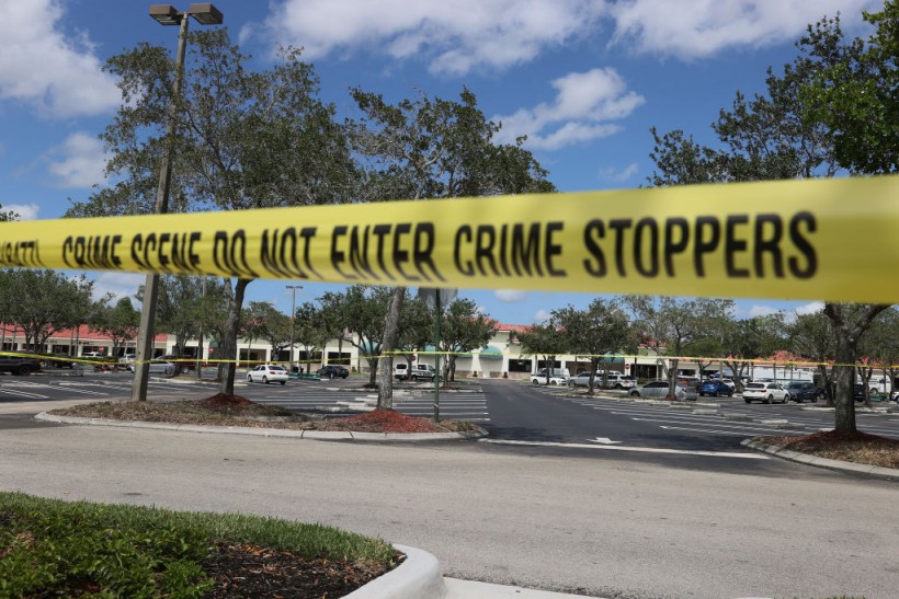 Florida Shooter Kills 4, Including a Mom and Her 3-Month-Old Baby She's Cradling