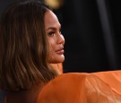 Chrissy Teigen Celebrates 10 Weeks of Sobriety, Her 'Longest Streak Yet'