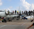 Guatemalan Stowaway Hiding in American Airlines Plane's Landing Gear Survives Flight to Florida