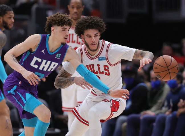 Ball Brothers' Battle: Lonzo Outlasts LaMelo in First Meeting This NBA Season