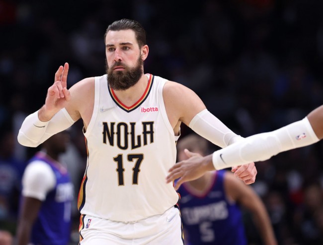 Pelicans' Jonas Valanciunas Drops Career-High 39 Points to Take Down LA Clippers