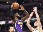 LeBron James Cleared to Play for Lakers Again After Two Negative COVID Tests, NBA Says