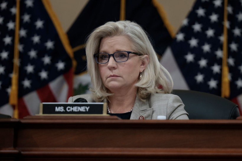 GOP Rep. Liz Cheney Says Donald Trump Is 'Clearly Unfit for Future Office,' Tells Republicans to Choose Between Trump and Constitution in Light of the Capitol Attack
