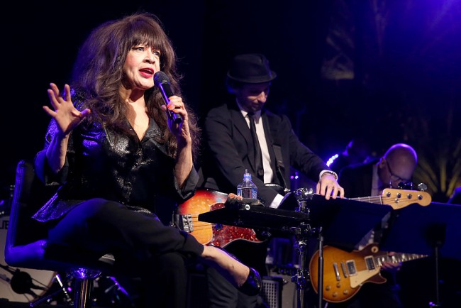 Ronnie Spector, Who Fronted Girl Group “The Ronettes”, Died at 78 After Fight With Cancer