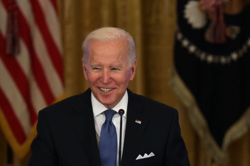 U.S. Pres. Joe Biden Calls Fox News Reporter Peter Doocy a “Stupid Son of a B****” After Asking Him About Inflation