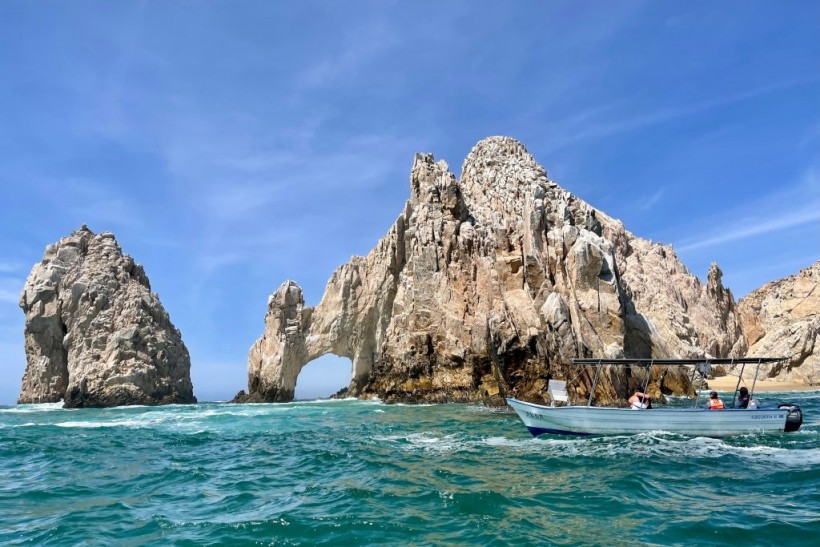 Americans in Mexico Warned About Los Cabos Hospital That Overcharges, Harasses U.S. Patients