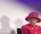 Queen Elizabeth II Tests Positive for COVID | What Are the Symptoms the Queen Experiences?