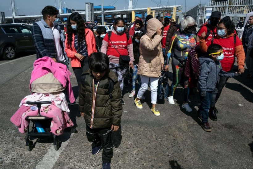 Border Patrol Chief Claims U.S. Will Encounter 1M Migrants in F.Y. 2022; Groups Say More Immigrants to Come if Title 42 Expulsion Ends  
