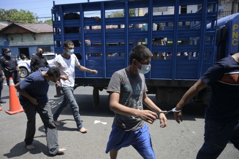 El Salvador Gang Crackdown Raises Alarm at UN Human Rights Office