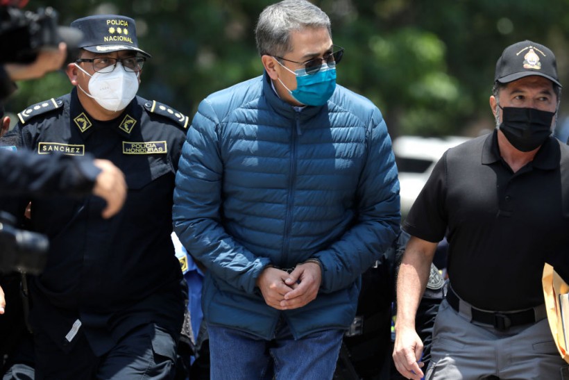 Honduras' Ex-Pres. Juan Orlando Hernandez Heads to U.S. to Face Drug Charges