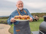 Terry Bradshaw Fires up the Grill for National Burger Month With Bradshaw Ranch Thick N Juicy Burgers