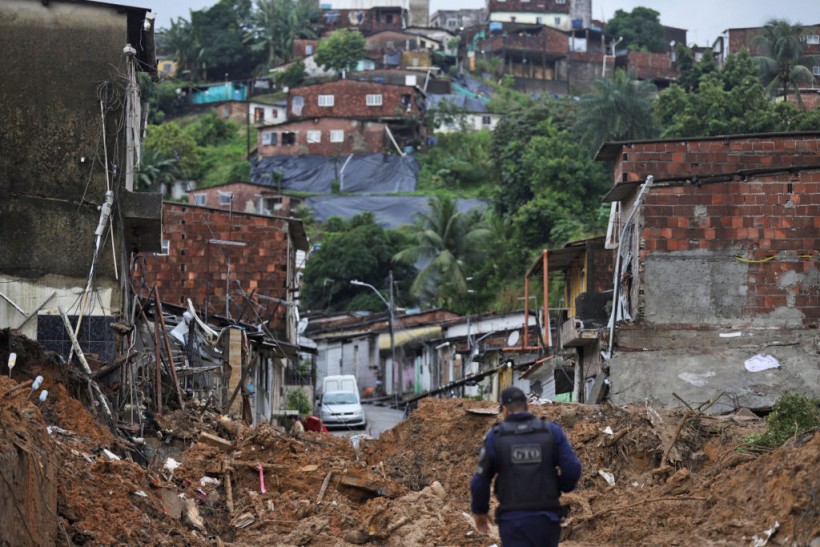 Brazil: Death Toll of Heavy Rains Rise to 91; Pres. Jair Bolsonaro Visits Site of Tragedy