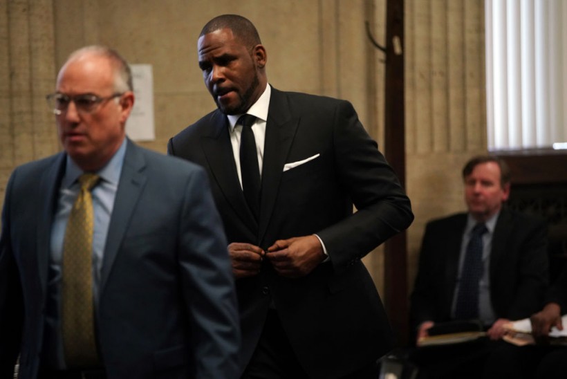 R. Kelly Child Pornography Trial: Closing Arguments Highlight 'Horrible Crimes Against Children' Committed by R&B Singer