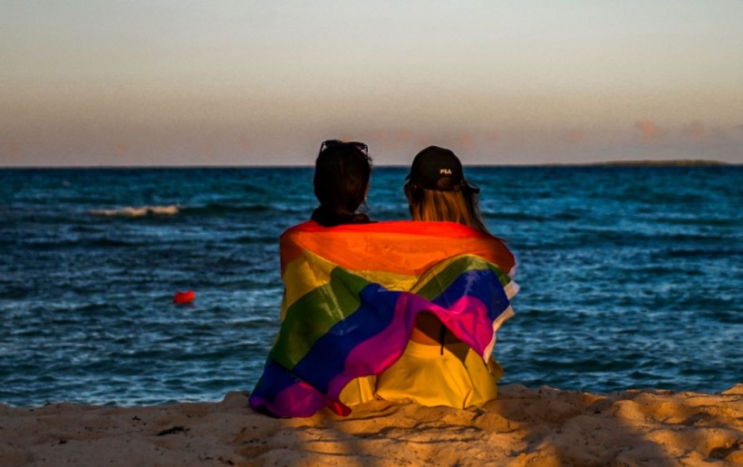 Cuba Legalizes Same Sex Marriage Despite Unusually Strong Open Resistance Latin Post Latin